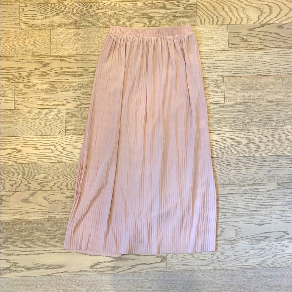 Aritzia midi pleated skirt